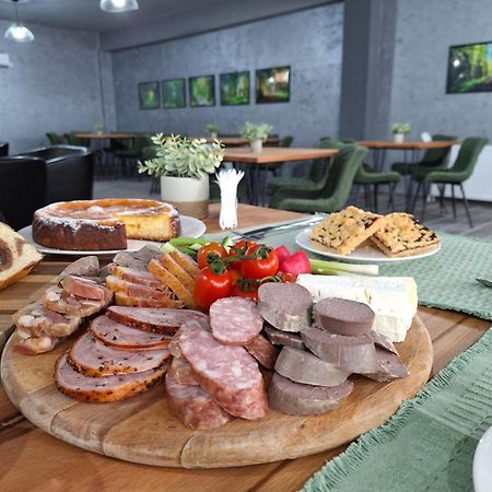 Danifeld Inn Voronet Ngoại thất bức ảnh