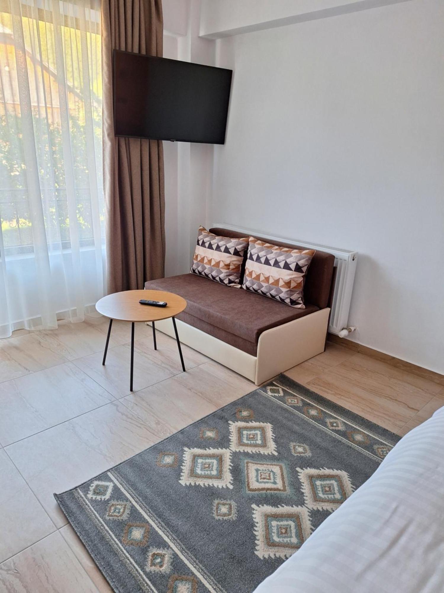 Danifeld Inn Voronet Ngoại thất bức ảnh